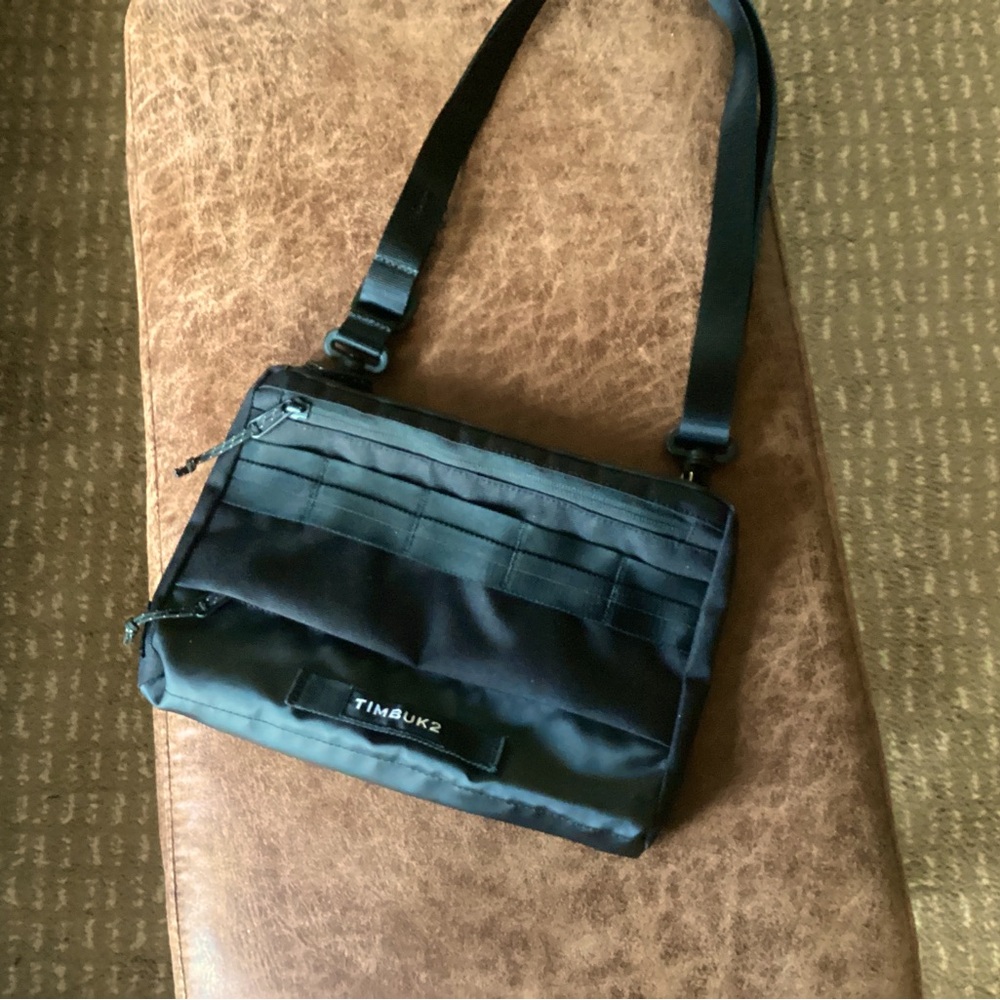 Timbuk2 Agent Crossbody in EUC